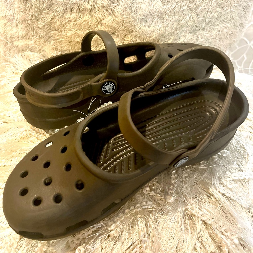 Double strap crocs